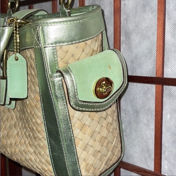 COPY - 👜RARE COACH TOTE 👜 - Picture 6 of 8